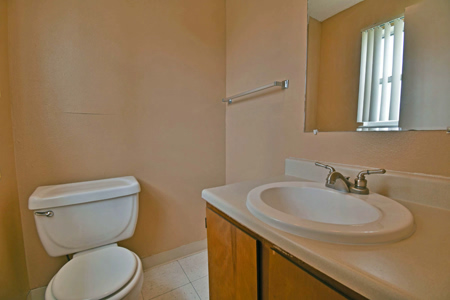 St-Theresa-Interior-bath-0802-1200w