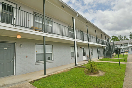 St-Theresa-exterior-0838-1200w